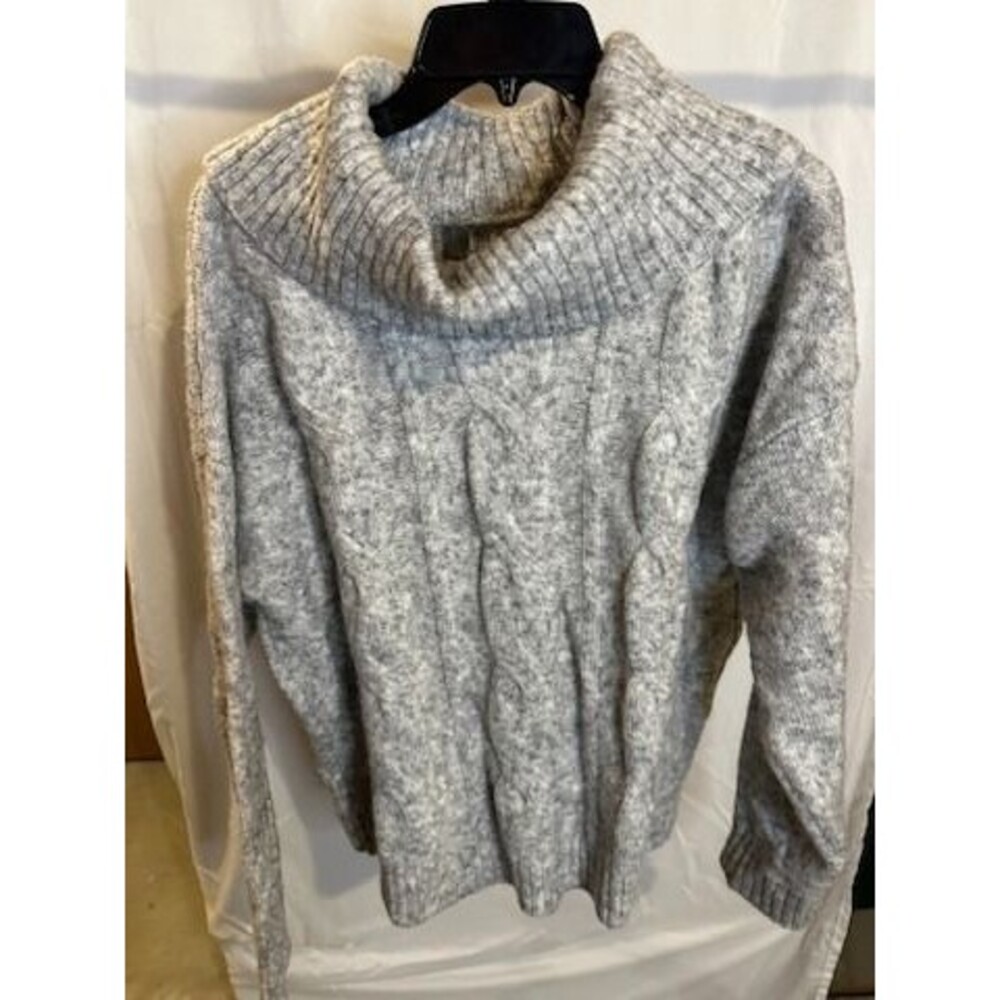 Marled Grey Cable Knit Cowl Neck Sweater – Size M